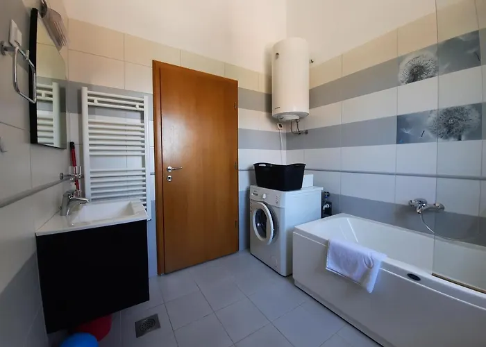Apartment Girasole Premantura